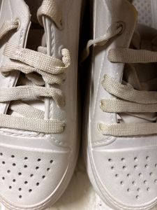 Cream Casual Sneakers