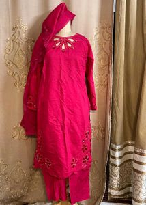 Stunning Pink crystal embellished Kurta Set XL