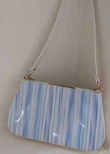 Stylish Striped Clutch Bag with Gold Chain