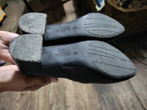 Woods Pumps With 2 Inches Heels