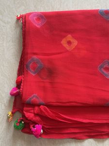 Red bandhani Dupatta with Tassels