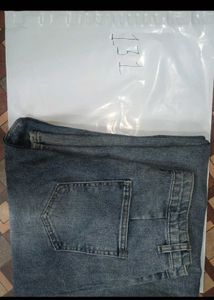Brand New Baggy Jeance