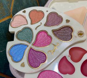 Cute Flower Makeup Palette