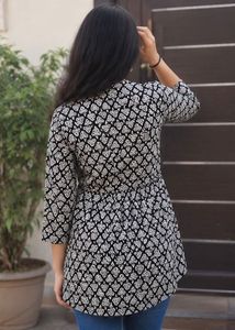Black &amp; White Printed Kurta