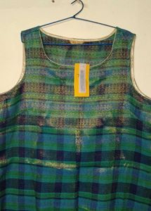 kurta with tag