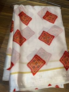 White Saree with Red Bandhani Print