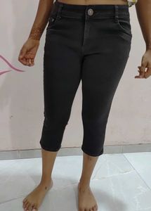 Gray Capris - Stylish &amp; Comfortable