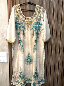 Elegant Embroidered Kurta set