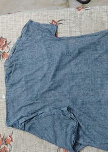 Green Textured Tunic Top