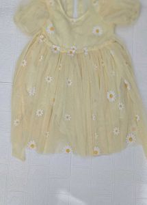 Cute Yellow Daisy Dress