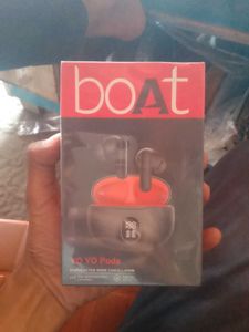 yoyo  pods Earbuds with Charging Case
