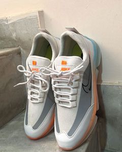 New Nike Sports Shoes