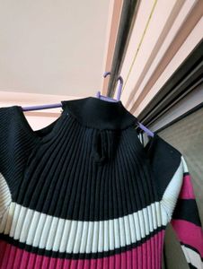 Striped Knit Maxi bodycon dress 👗💜