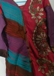 Embellished Kurta with Dupatta