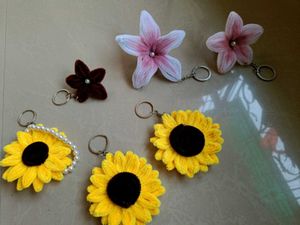 Sunflower Keychain with Pearls
