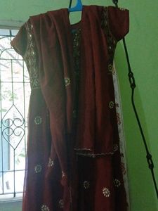 Elegant Maroon Kurta Set with Embellishments