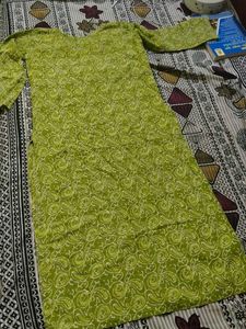 Vibrant Green Paisley Print Kurta