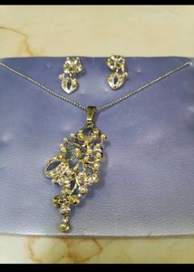 Elegant Pendant and Earring Set (Pack of 3)