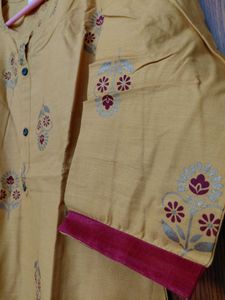 Mustard Yellow Printed Kurta Size M