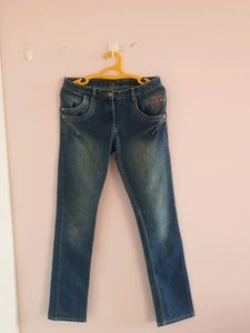 Straight Cut Blue Jeans