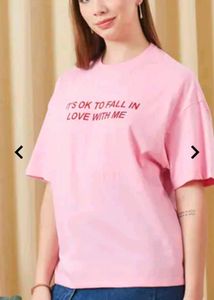 Pink Graphic T-Shirt "It's Ok To Fall In Love"