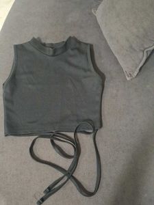Black Sleeveless Crop Top