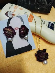 Rose Earrings &amp; Pendant Set