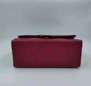 Quilted Chain Sling Bag