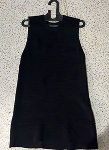 Sleeveless Black Knit Dress