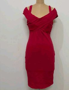 Elegant Red Off-Shoulder Bodycon Dress