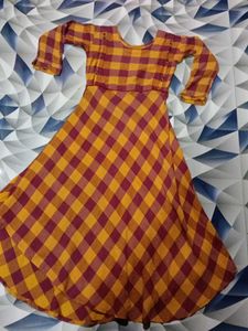 Checkered Kurta.....6... ka combo set