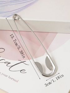 Viral Oversized Safety Pin Hair Clip