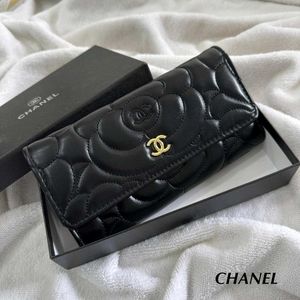 Dior ,PRADA &amp; CHANEL ANY 1 WALLET AT SALEBlack Qui