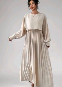 Elegant Pleated Maxi Dress