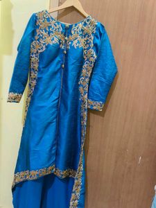 Elegant Blue Kurta Set with Gold Embroidery