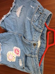 Distressed Denim Shorts with Crochet Patches