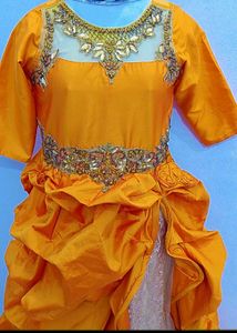 Stunning Orange 🧡 gown