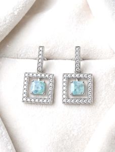 Stunning Diamond &amp; Blue Stone Necklace &amp; Earrings