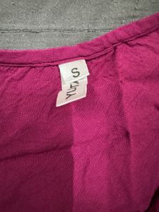 Yufta magenta top size S