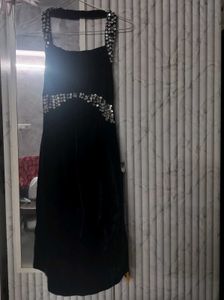 Elegant Black Sequin Embellished halter neck dress