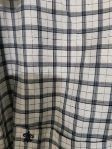 John Medeiros Plaid Shirt  👚