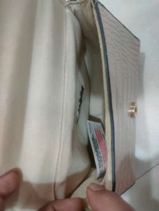 Primark Elegant Sling Bag 👜