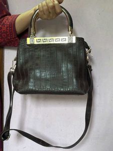Chic Crocodile Embossed Handbag
