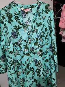 Beautiful Floral Print Kurta