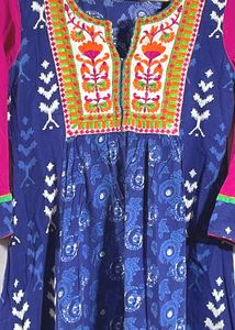 Women Blue Printed Kurti | Bust 34 | Waist 36 |
