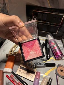 assorted make up items❤️