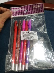 Lip Liner