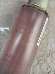 Victoria's Secret Pistachio Creme Mist
