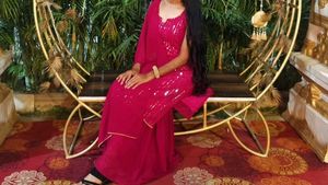 beautiful kurta set for women