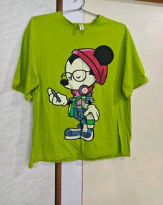 Parrot Green Stylish T-Shirt 💚